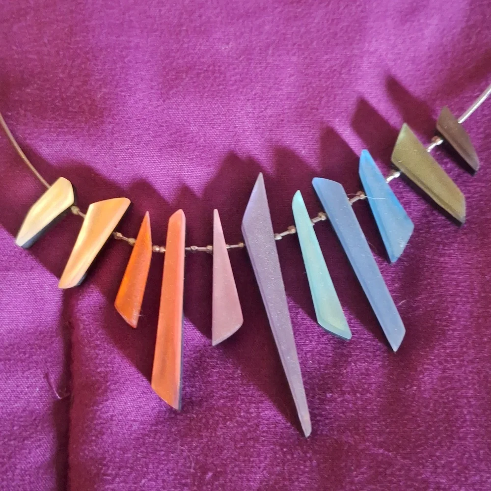 Stunning artisan rainbow necklace - Picture 3 of 3